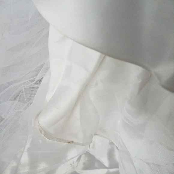 Wedding Dress - Picture 8 of 8